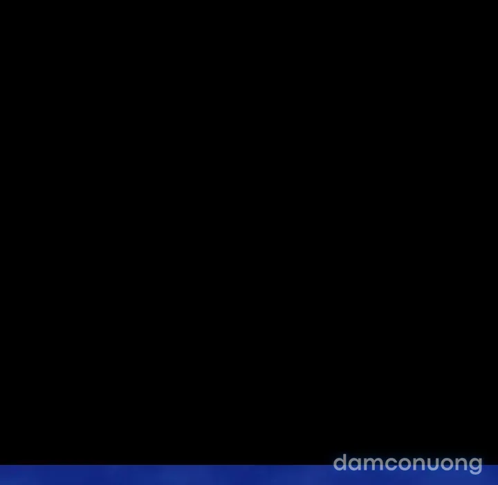 Em gái bán hàng sextoy 