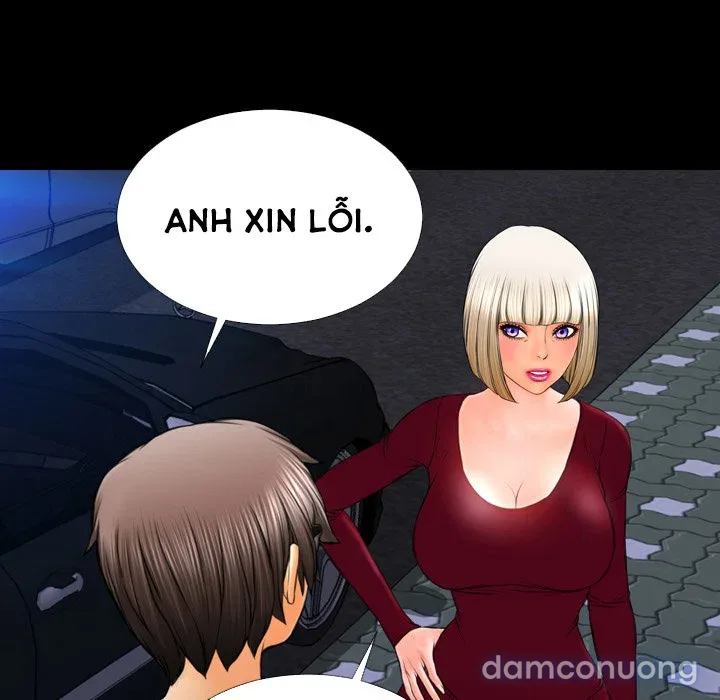 Em gái bán hàng sextoy 