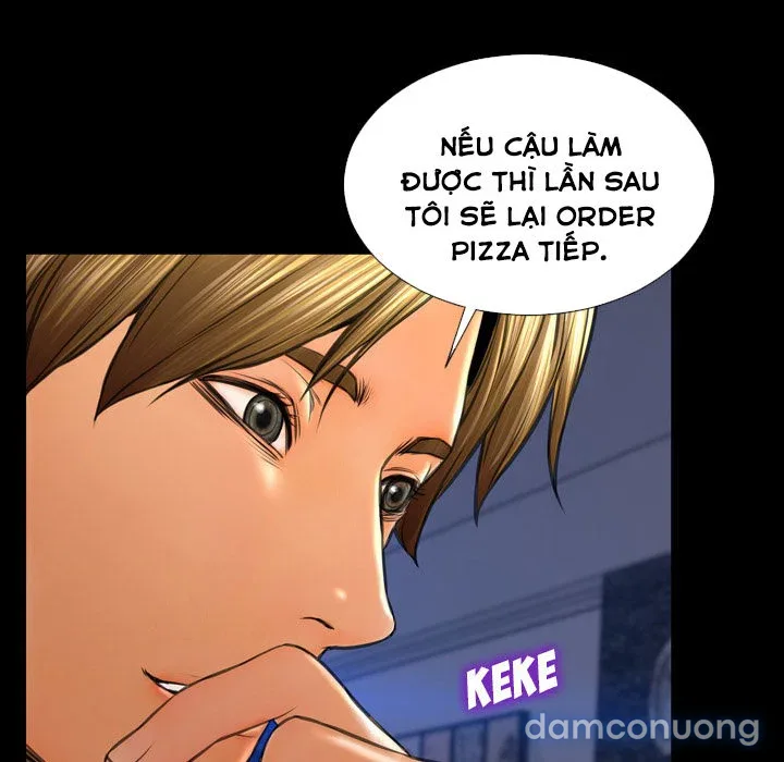 Em gái bán hàng sextoy 