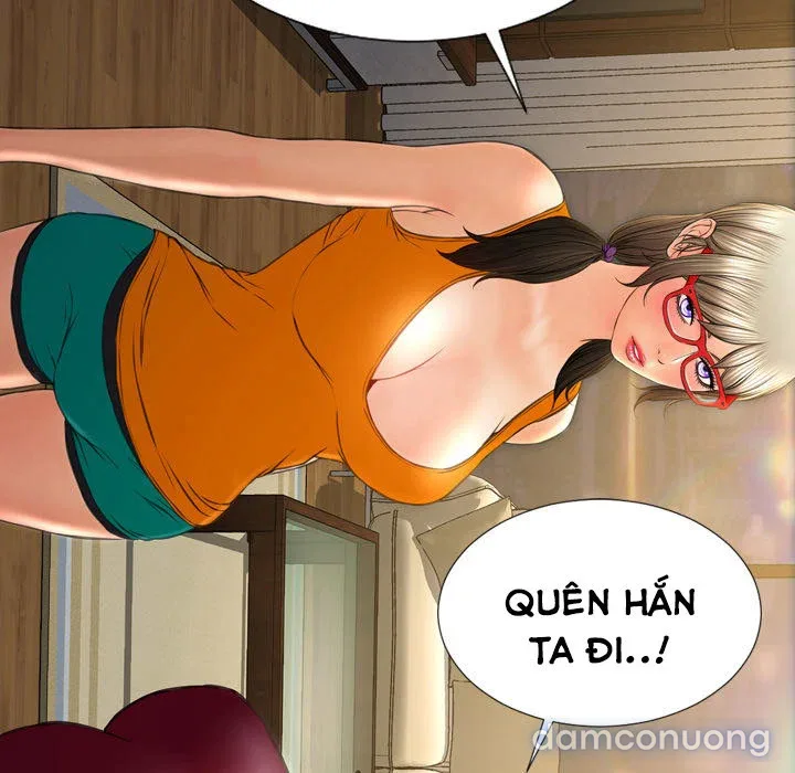 Em gái bán hàng sextoy 