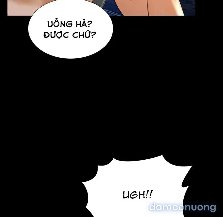Em gái bán hàng sextoy 