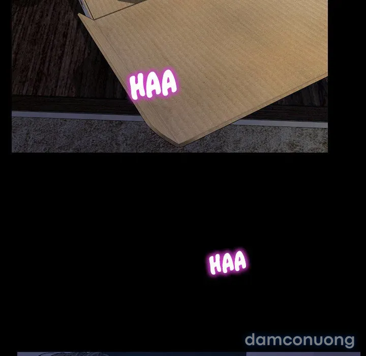 Em gái bán hàng sextoy 