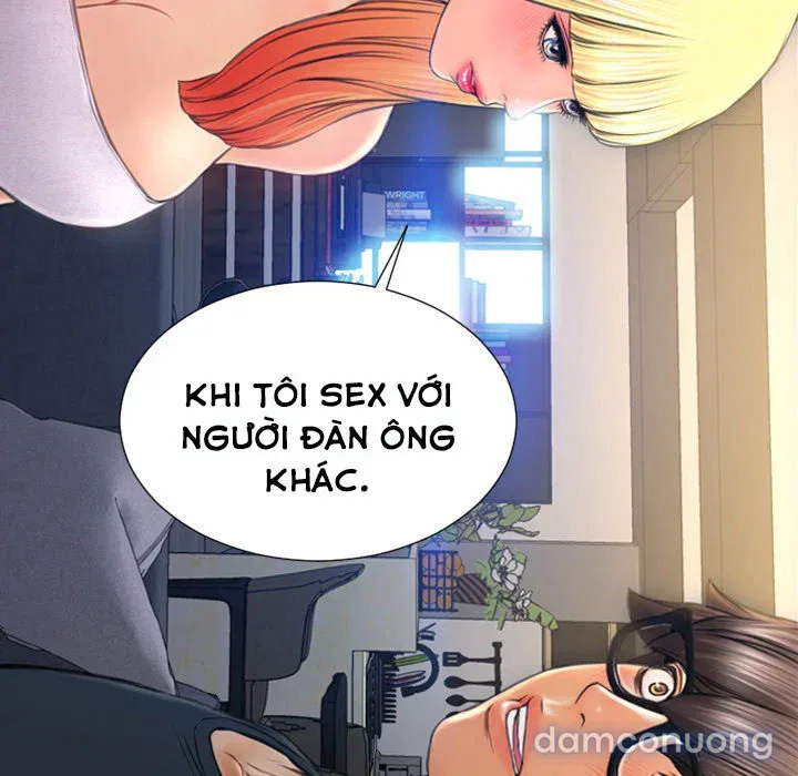 Em gái bán hàng sextoy 