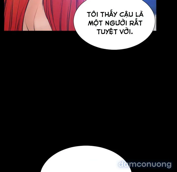 Em gái bán hàng sextoy 