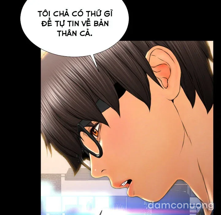 Em gái bán hàng sextoy 