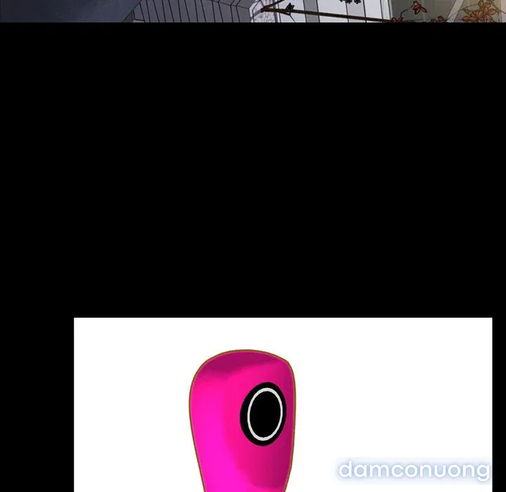 Em gái bán hàng sextoy 