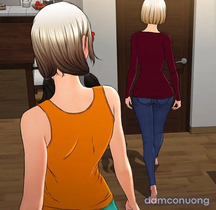 Em gái bán hàng sextoy 