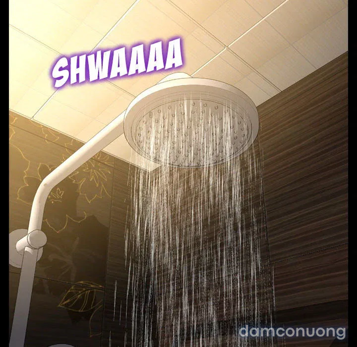 Em gái bán hàng sextoy 