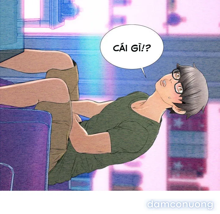 Em gái bán hàng sextoy 