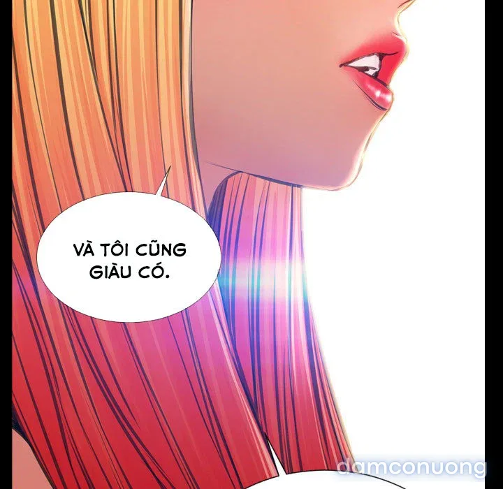 Em gái bán hàng sextoy 
