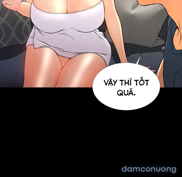 Em gái bán hàng sextoy 