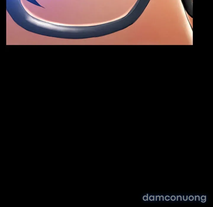Em gái bán hàng sextoy 