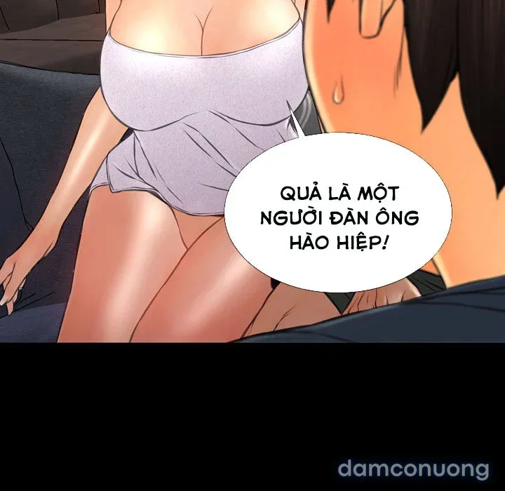 Em gái bán hàng sextoy 