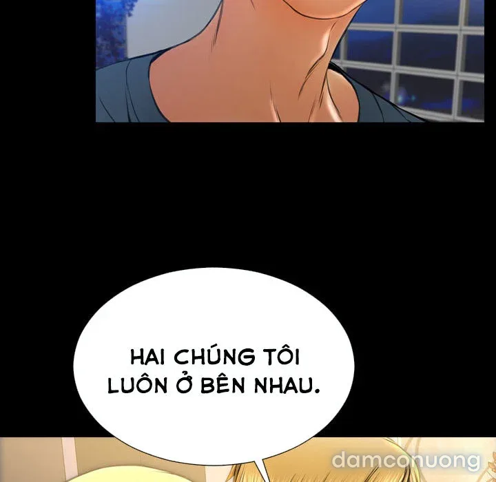 Em gái bán hàng sextoy 