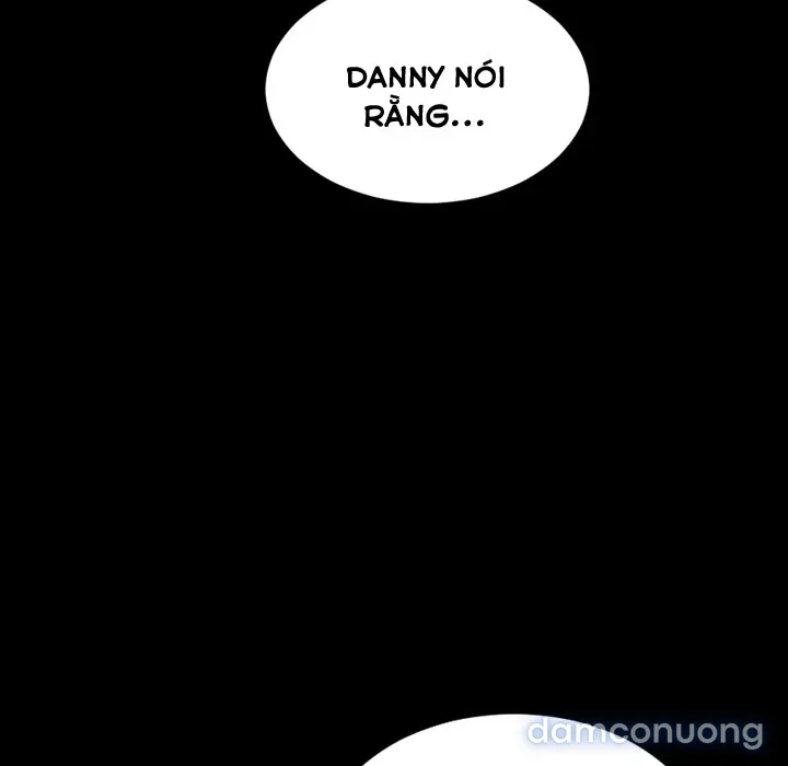 Em gái bán hàng sextoy 