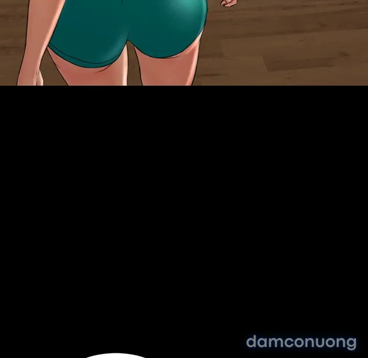 Em gái bán hàng sextoy 