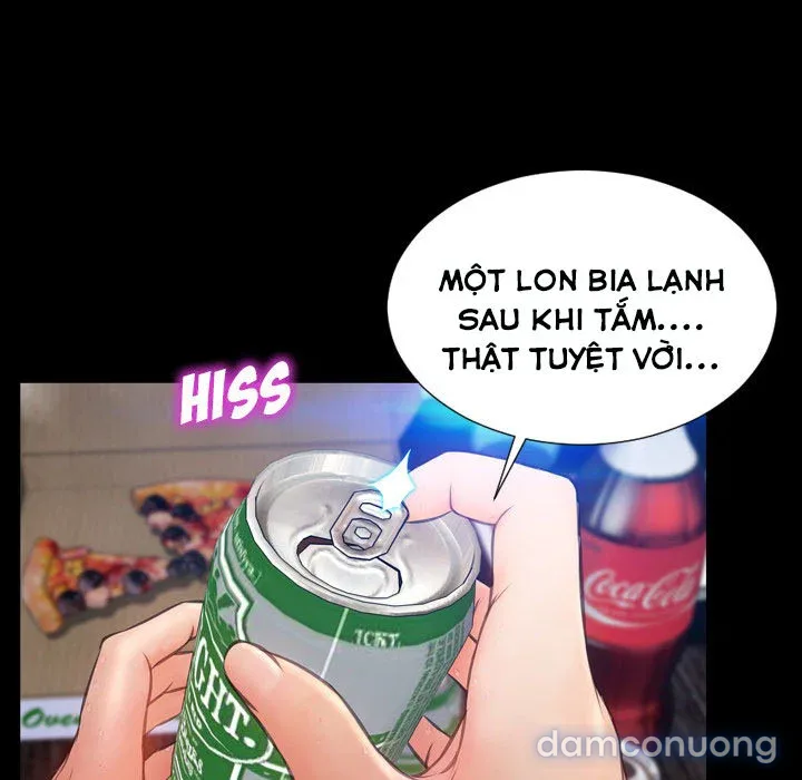 Em gái bán hàng sextoy 