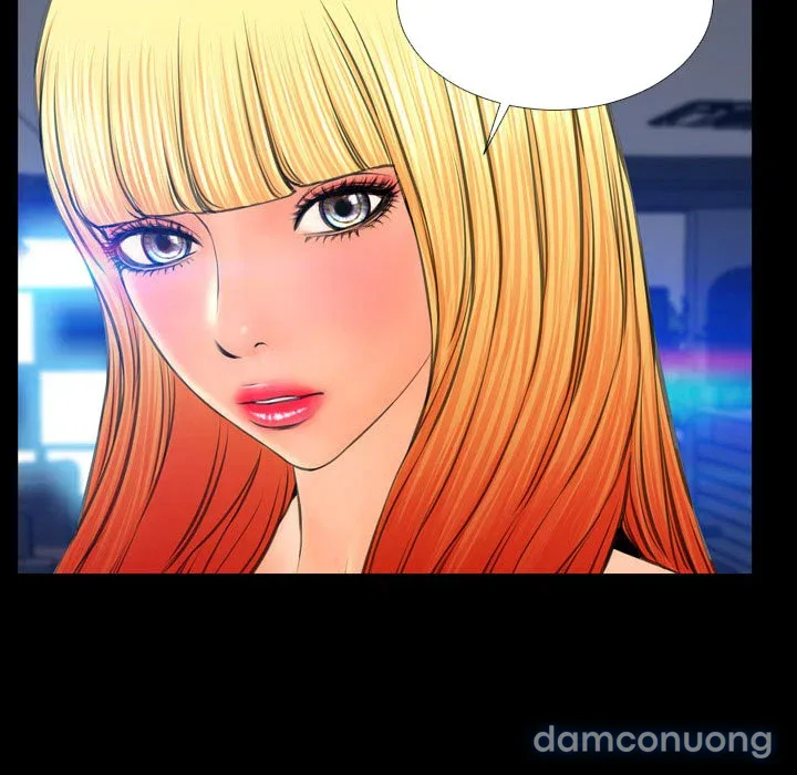 Em gái bán hàng sextoy 