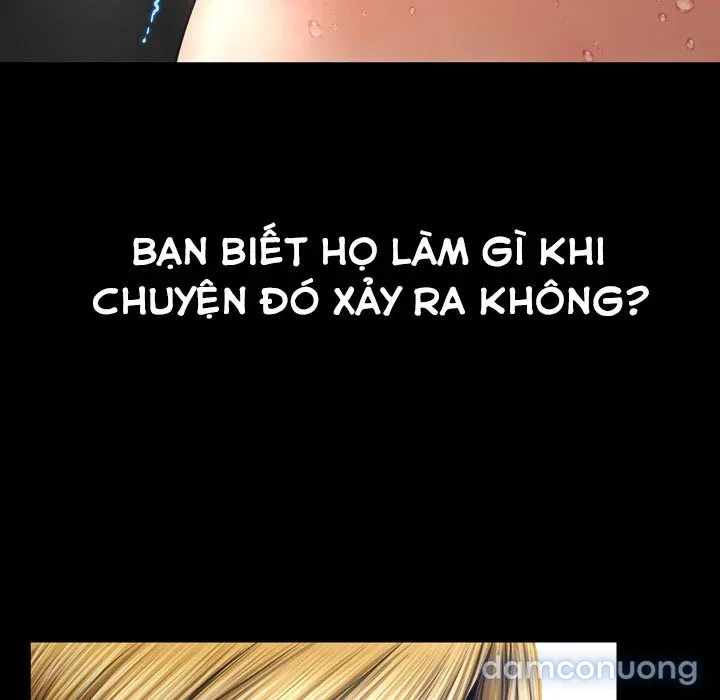 Em gái bán hàng sextoy 