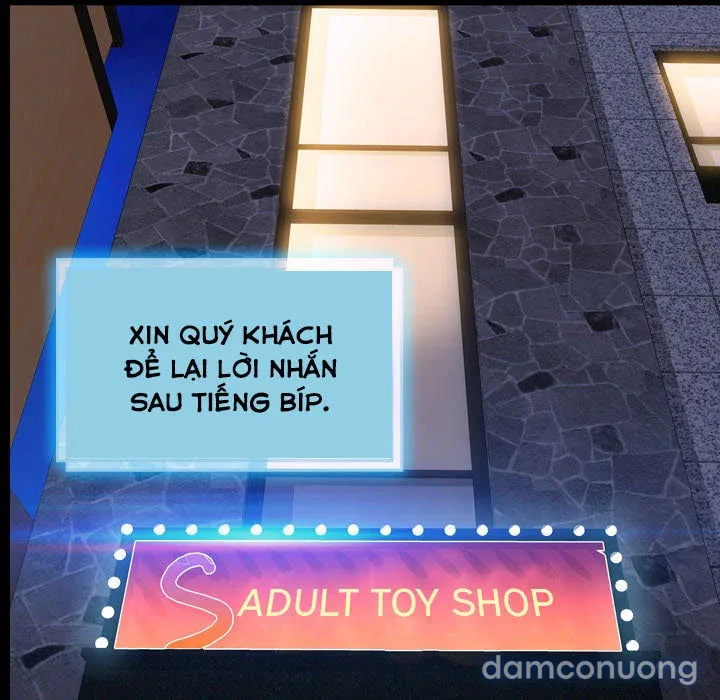 Em gái bán hàng sextoy 