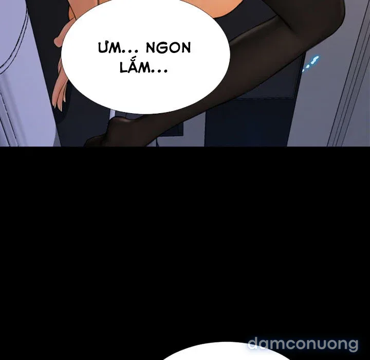 Em gái bán hàng sextoy 