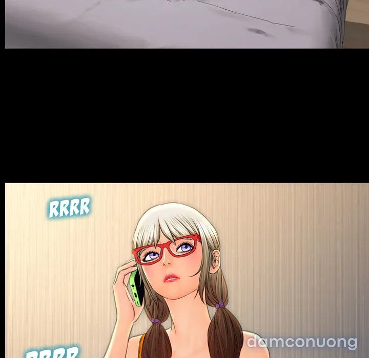 Em gái bán hàng sextoy 