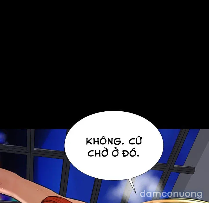 Em gái bán hàng sextoy 