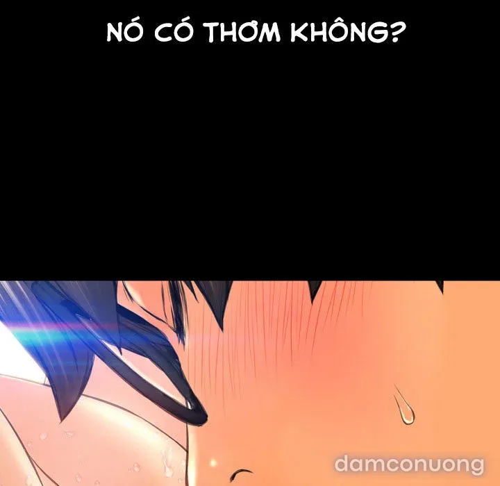 Em gái bán hàng sextoy 