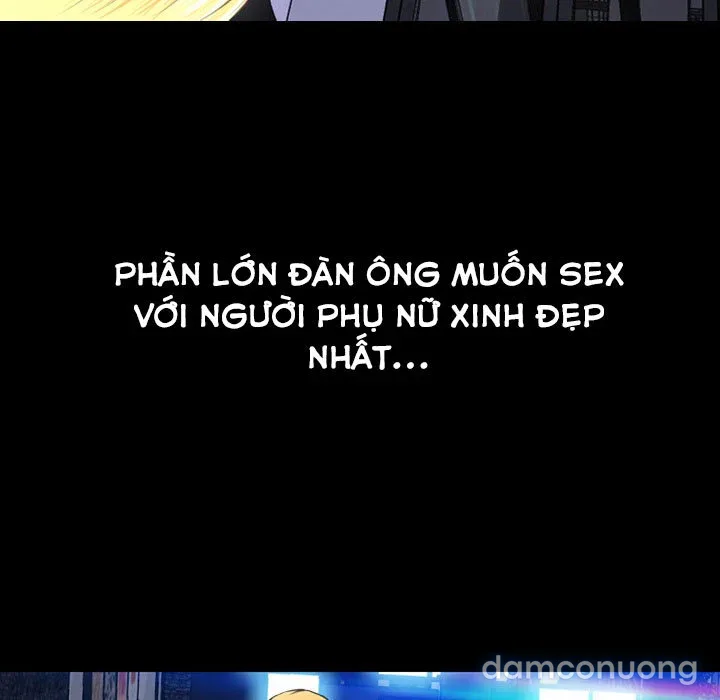 Em gái bán hàng sextoy 
