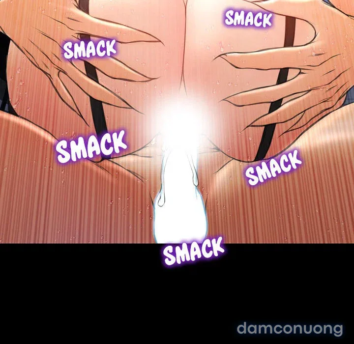 Em gái bán hàng sextoy 