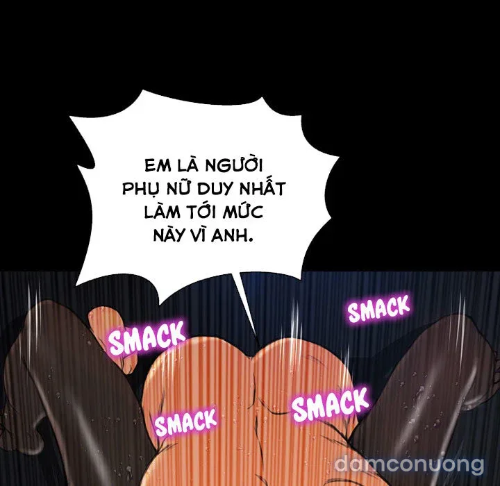 Em gái bán hàng sextoy 