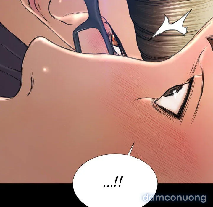 Em gái bán hàng sextoy 