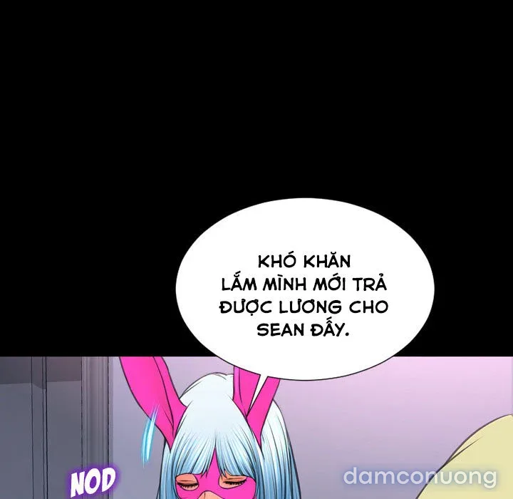 Em gái bán hàng sextoy 