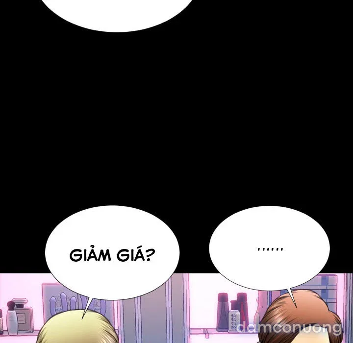Em gái bán hàng sextoy 
