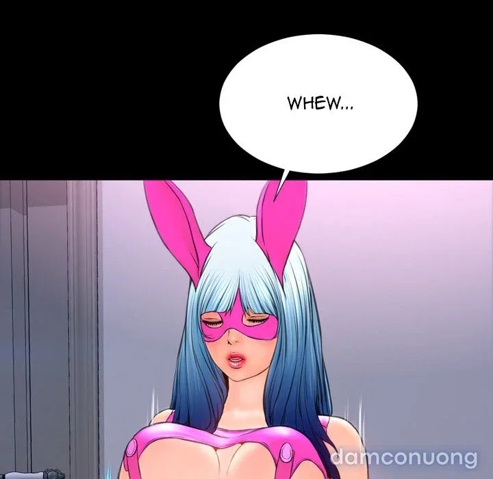 Em gái bán hàng sextoy 