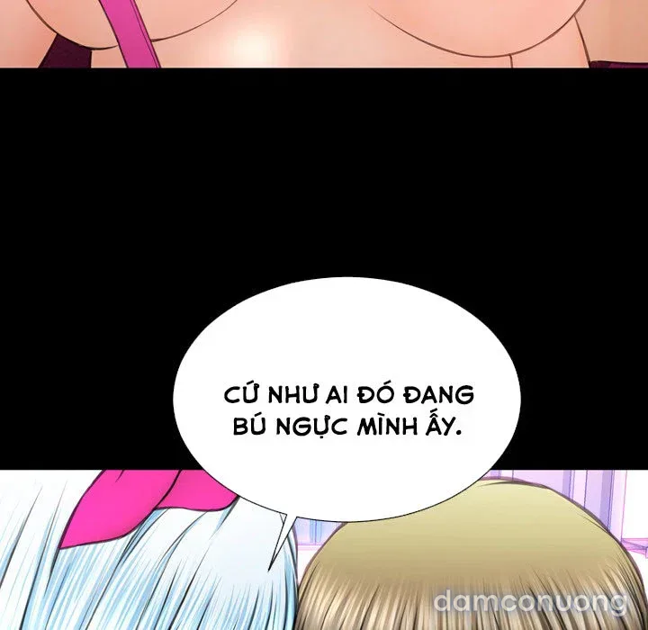 Em gái bán hàng sextoy 