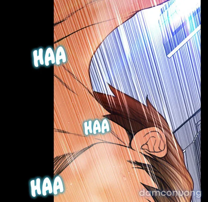Em gái bán hàng sextoy 