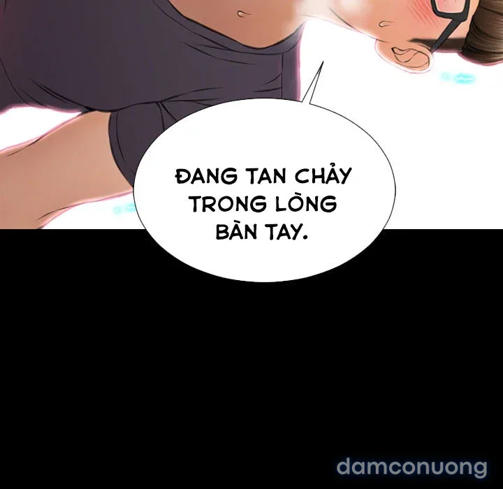 Em gái bán hàng sextoy 