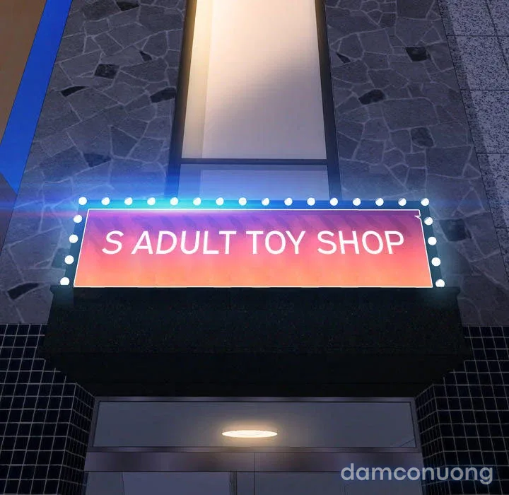 Em gái bán hàng sextoy 