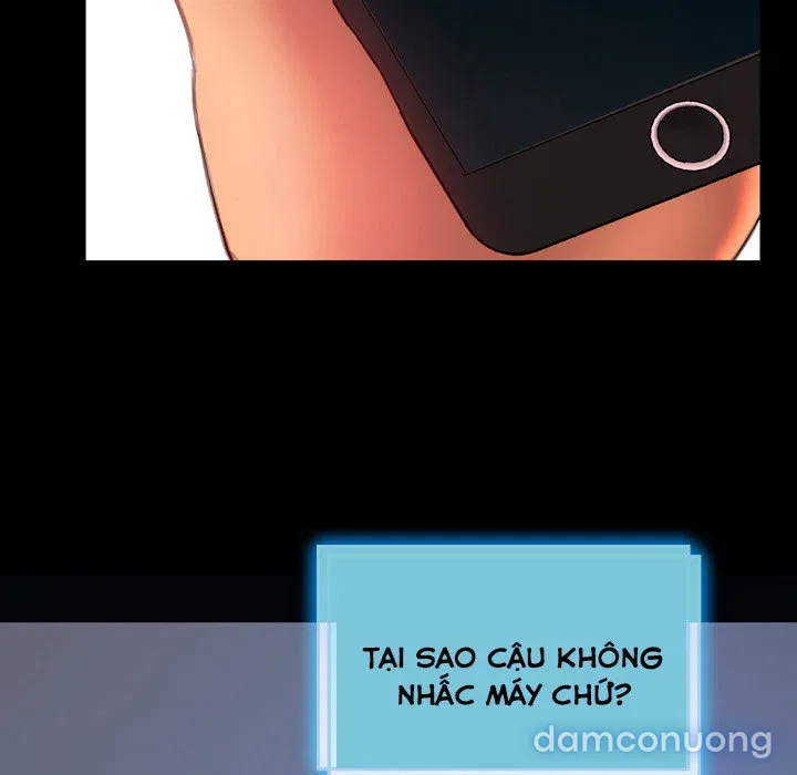 Em gái bán hàng sextoy 