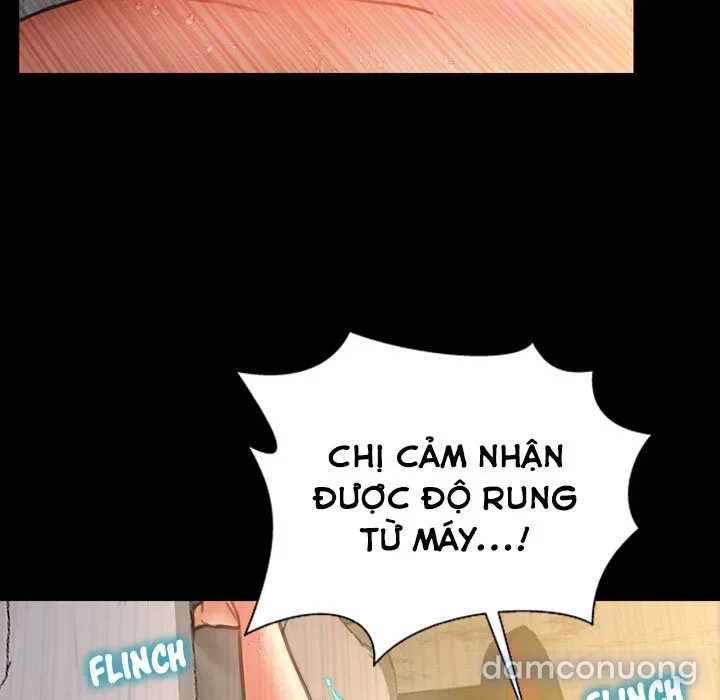 Em gái bán hàng sextoy 