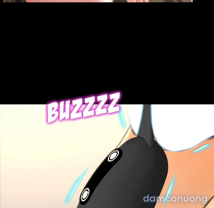 Em gái bán hàng sextoy 