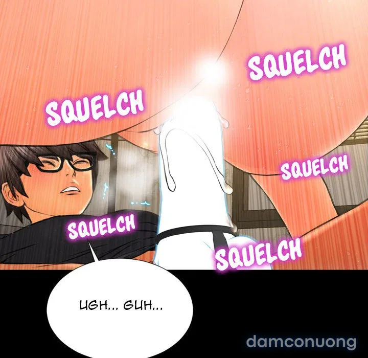 Em gái bán hàng sextoy 