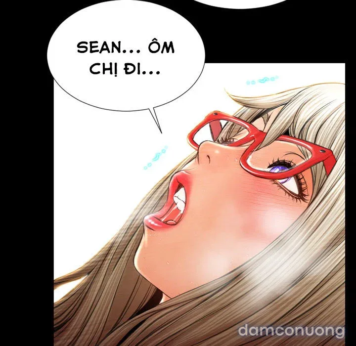 Em gái bán hàng sextoy 