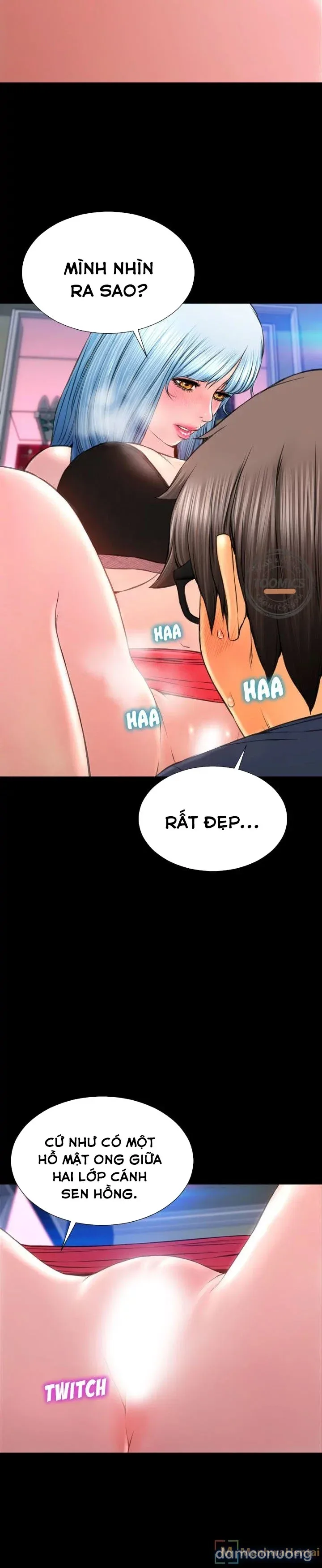 Em gái bán hàng sextoy 