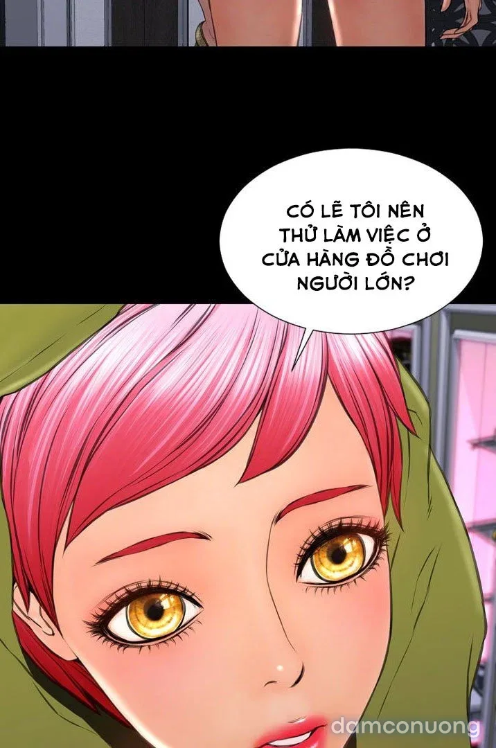Em gái bán hàng sextoy 