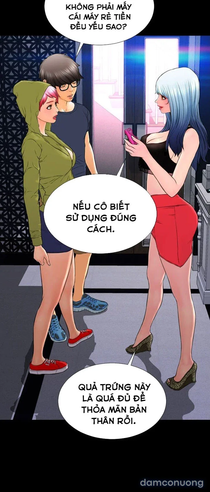 Em gái bán hàng sextoy 