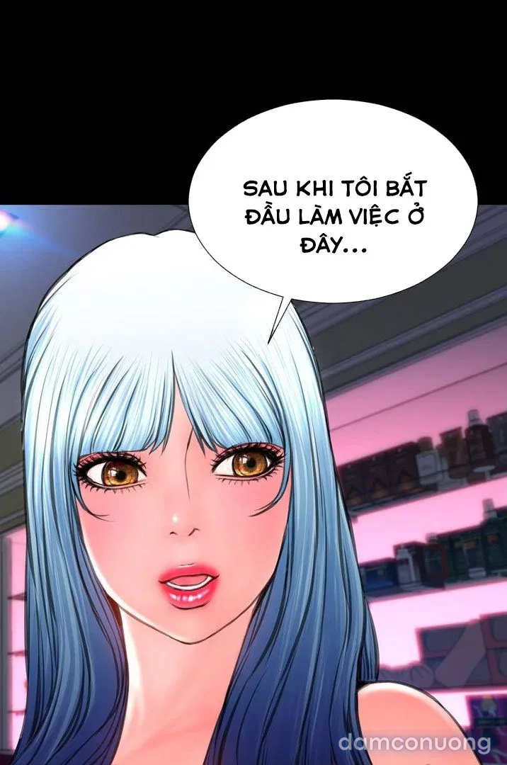 Em gái bán hàng sextoy 