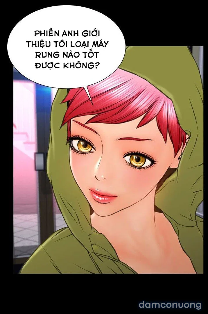 Em gái bán hàng sextoy 