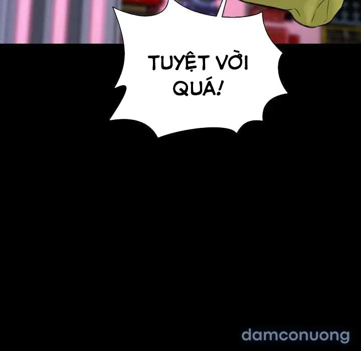 Em gái bán hàng sextoy 